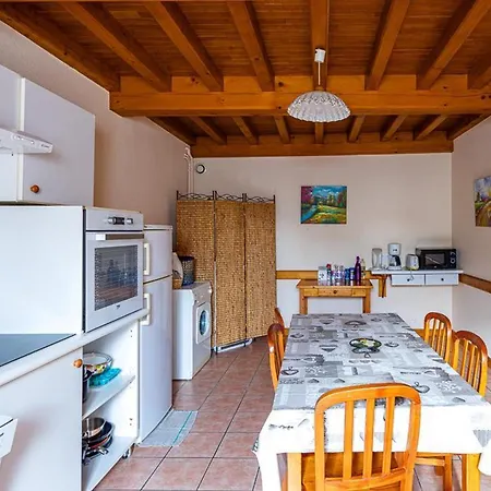 Holiday home Au Calme Avec Terrasse, Cheminee Et Peche A Proximite, Animaux Acceptes. - Fr-1-496-225 *